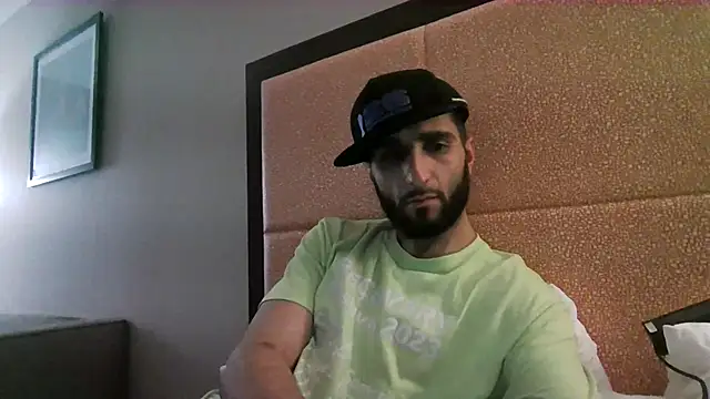 Snapshot of bigOH810 chatting on March 6, 2026, 8:33 am bigOH810 online show from March 6, 2026, 8:33 am