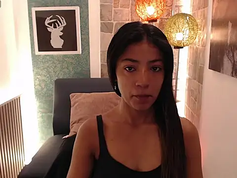 Snapshot of Scarleet_miaa chatting on April 8, 2026, 3:34 pm Scarleet miaa online show from April 8, 2026, 3:34 pm