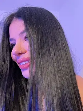 Snapshot of VivienDiamond chatting on February 24, 2026, 12:08 am VivienDiamond online show from February 24, 2026, 12:08 am