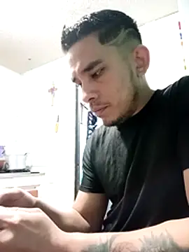 Snapshot of Harddick0094 chatting on February 9, 2026, 6:01 pm Harddick0094 online show from February 9, 2026, 6:01 pm