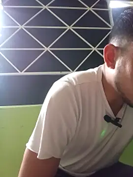 Snapshot of Harddick0094 chatting on February 13, 2026, 8:16 pm Harddick0094 online show from February 13, 2026, 8:16 pm