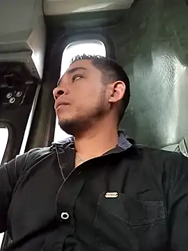 Snapshot of Harddick0094 chatting on February 19, 2026, 7:43 pm Harddick0094 online show from February 19, 2026, 7:43 pm