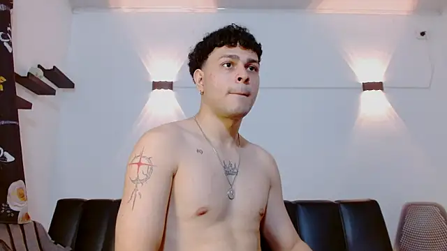 Snapshot of Philip_Jons chatting on February 21, 2026, 8:10 pm Philip Jons online show from February 21, 2026, 8:10 pm