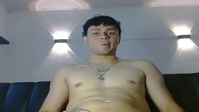 Snapshot of Philip_Jons chatting on February 27, 2026, 7:36 pm Philip Jons online show from February 27, 2026, 7:36 pm