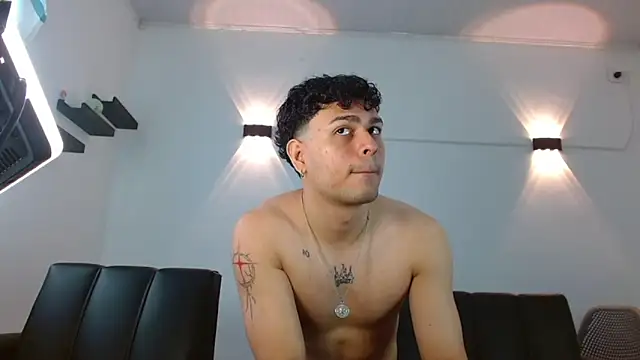 Snapshot of Philip_Jons chatting on March 7, 2026, 9:12 pm Philip Jons online show from March 7, 2026, 9:12 pm