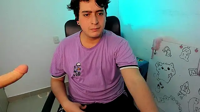 Snapshot of SmoothBear_ chatting on February 13, 2026, 10:28 pm SmoothBear online show from February 13, 2026, 10:28 pm