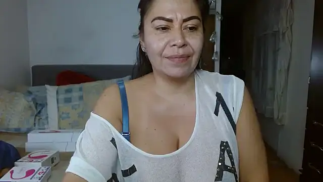 Snapshot of Karo_sexy chatting on February 27, 2025, 6:07 am Karo sexy online show from February 27, 2025, 6:07 am