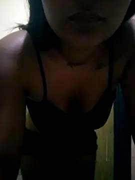 Zoe Renata online show from May 13, 2026, 8:12 am