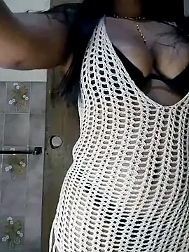 Zoe Renata online show from July 2, 2026, 3:23 am