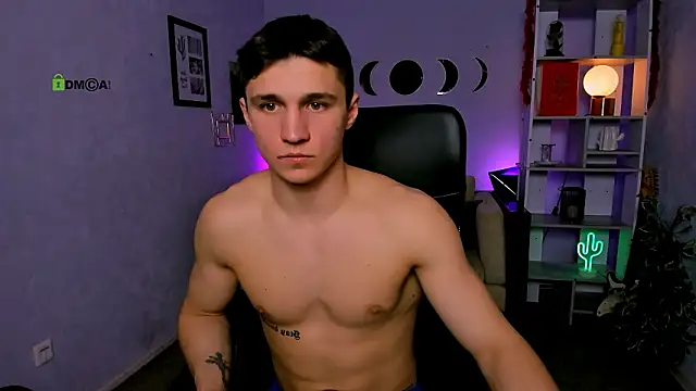 Snapshot of emmanuel_shine chatting on February 23, 2026, 1:19 pm emmanuel shine online show from February 23, 2026, 1:19 pm