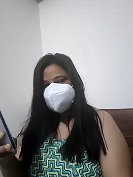 Snapshot of Siya__499 chatting on February 7, 2026, 3:38 pm Siya 499 online show from February 7, 2026, 3:38 pm