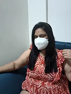 Snapshot of Siya__499 chatting on February 10, 2026, 6:23 pm Siya 499 online show from February 10, 2026, 6:23 pm