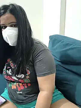 Snapshot of Siya__499 chatting on February 15, 2026, 6:59 pm Siya 499 online show from February 15, 2026, 6:59 pm