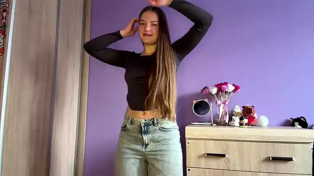 Snapshot of Milayouknow chatting on February 27, 2026, 6:13 am Milayouknow online show from February 27, 2026, 6:13 am