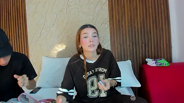 Snapshot of sarita_alexis chatting on February 17, 2026, 11:29 am sarita alexis online show from February 17, 2026, 11:29 am