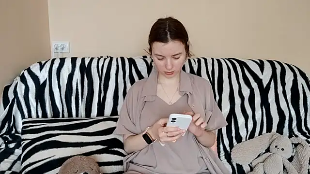 Snapshot of LanitaHemple chatting on April 2, 2026, 6:11 am LanitaHemple online show from April 2, 2026, 6:11 am