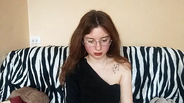 Snapshot of LanitaHemple chatting on April 7, 2026, 1:22 pm LanitaHemple online show from April 7, 2026, 1:22 pm