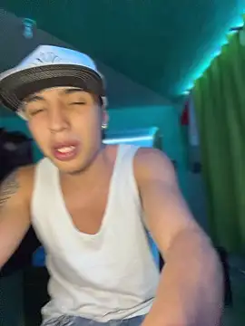 Snapshot of dirtydickkk chatting on March 3, 2026, 2:39 am dirtydickkk online show from March 3, 2026, 2:39 am