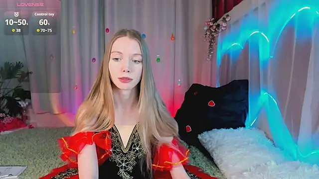 Snapshot of lada2k4 chatting on April 16, 2026, 5:41 am lada2k4 online show from April 16, 2026, 5:41 am