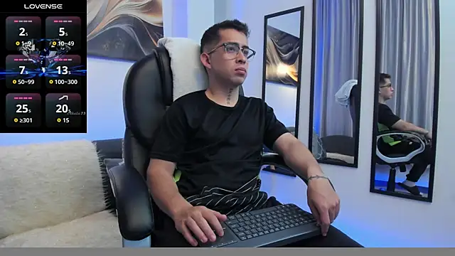 Tommas Jhonson online show from March 24, 2026, 3:00 am