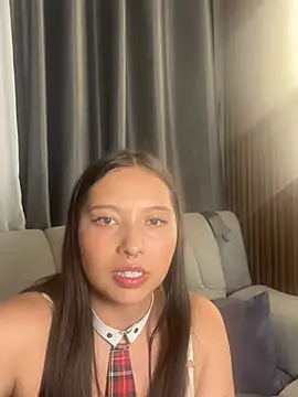 Snapshot of Kim_2026 chatting on February 28, 2026, 3:07 am Kim 2026 online show from February 28, 2026, 3:07 am