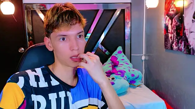 Liam Green1 online show from February 22, 2026, 1:20 pm