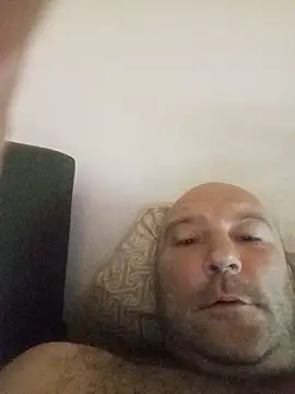 77sheva77 online show from June 20, 2026, 8:22 pm