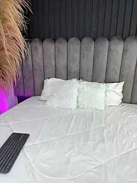 Snapshot of Nanda_vixen_ chatting on March 3, 2026, 8:48 pm Nanda vixen online show from March 3, 2026, 8:48 pm