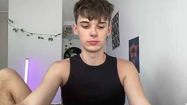 YourMilkyGuy online show from July 6, 2026, 12:35 pm
