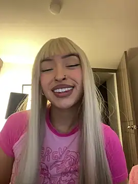 Snapshot of _AbbyIce chatting on April 17, 2026, 4:59 am AbbyIce online show from April 17, 2026, 4:59 am