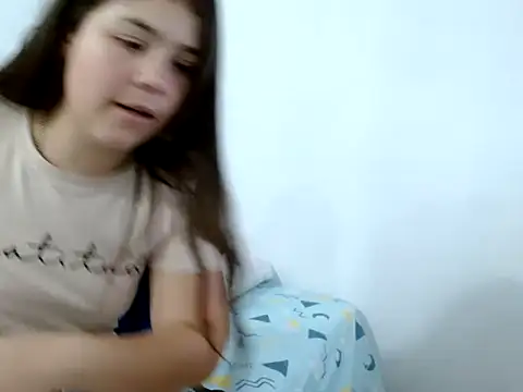 Snapshot of bombom69_ chatting on February 9, 2026, 7:51 pm bombom69 online show from February 9, 2026, 7:51 pm