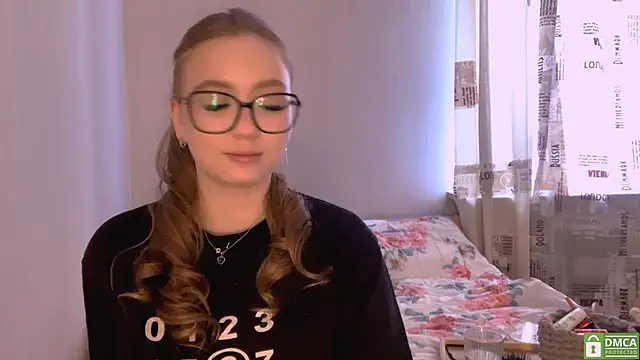 Snapshot of Fayalotyncute chatting on March 5, 2026, 1:07 pm Fayalotyncute online show from March 5, 2026, 1:07 pm