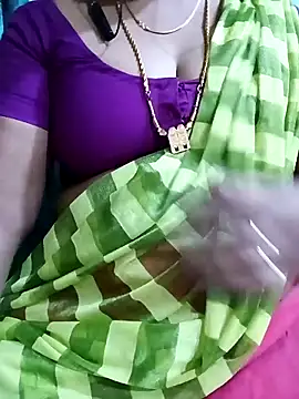 Snapshot of tamilkayal431 chatting on March 7, 2026, 8:44 am tamilkayal431 online show from March 7, 2026, 8:44 am