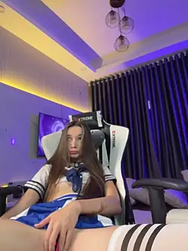 AnnyShore online show from May 15, 2026, 10:50 pm