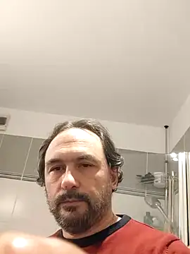 Snapshot of Luluberlu04 chatting on March 4, 2026, 5:24 am Luluberlu04 online show from March 4, 2026, 5:24 am