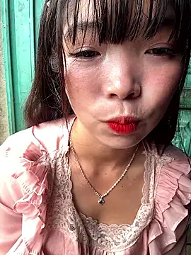 cuty lusy online show from June 19, 2026, 12:26 am