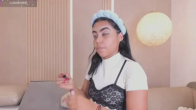 Snapshot of eva_lain chatting on April 14, 2026, 12:00 pm eva lain online show from April 14, 2026, 12:00 pm