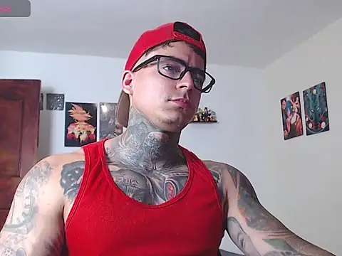 Snapshot of maxstrom111 chatting on March 5, 2026, 1:07 pm maxstrom111 online show from March 5, 2026, 1:07 pm