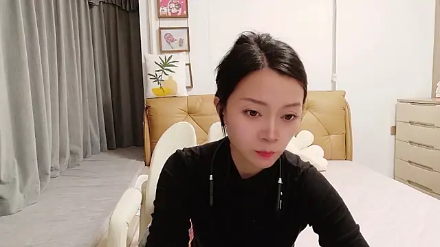 xiaojie jie online show from May 8, 2026, 2:11 pm