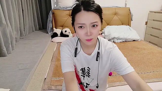 xiaojie jie online show from July 15, 2026, 5:29 pm