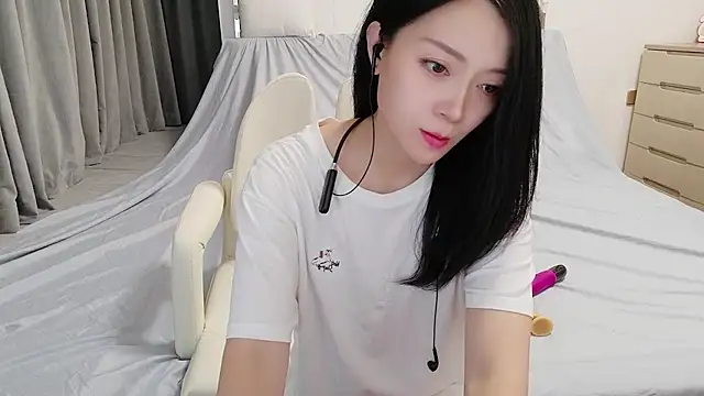 xiaojie jie online show from July 23, 2026, 4:05 pm