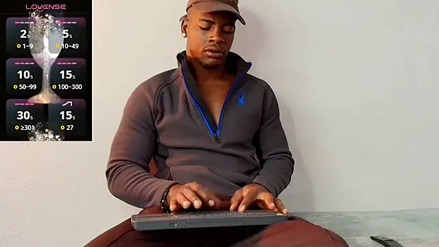 Snapshot of Lebron_black_ chatting on July 8, 2026, 2:10 pm Lebron black online show from July 8, 2026, 2:10 pm