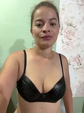 AriBeautiful online show from February 21, 2026, 5:30 am