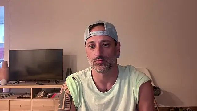 rgani online show from April 1, 2026, 9:45 pm