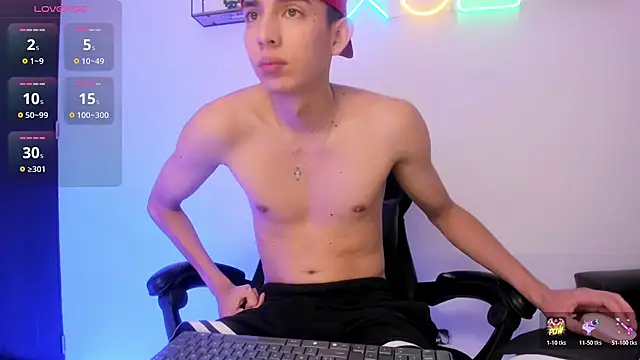 Snapshot of light_eyes_ chatting on February 18, 2026, 1:07 pm light eyes online show from February 18, 2026, 1:07 pm