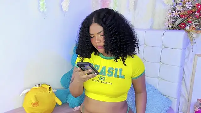 Angel Belll online show from May 31, 2026, 12:30 am