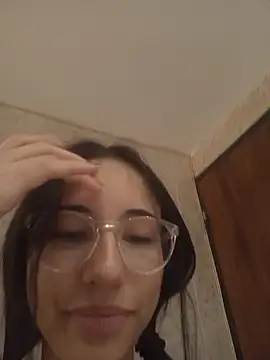 Snapshot of isaaabelaaa chatting on February 15, 2026, 11:41 am isaaabelaaa online show from February 15, 2026, 11:41 am