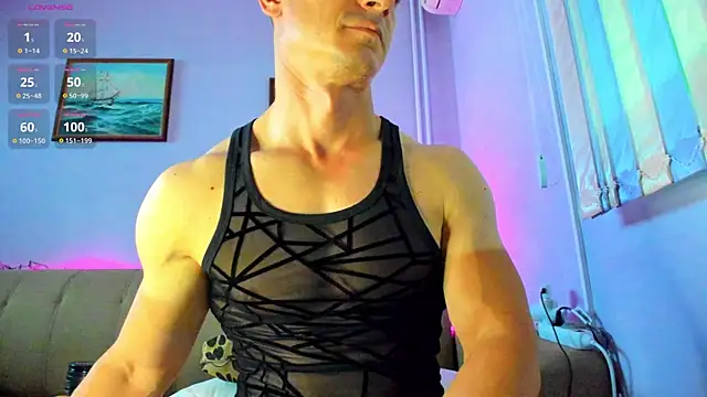 Shestifold  online show from October 16, 2025, 2:07 pm