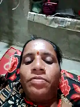 Snapshot of Anitarakkoli chatting on February 20, 2026, 4:18 pm Anitarakkoli online show from February 20, 2026, 4:18 pm