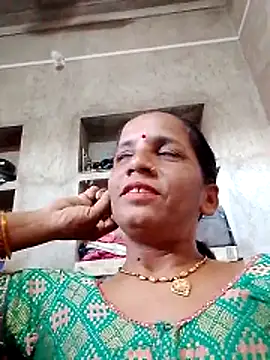 Snapshot of Anitarakkoli chatting on May 31, 2026, 4:31 am Anitarakkoli online show from May 31, 2026, 4:31 am
